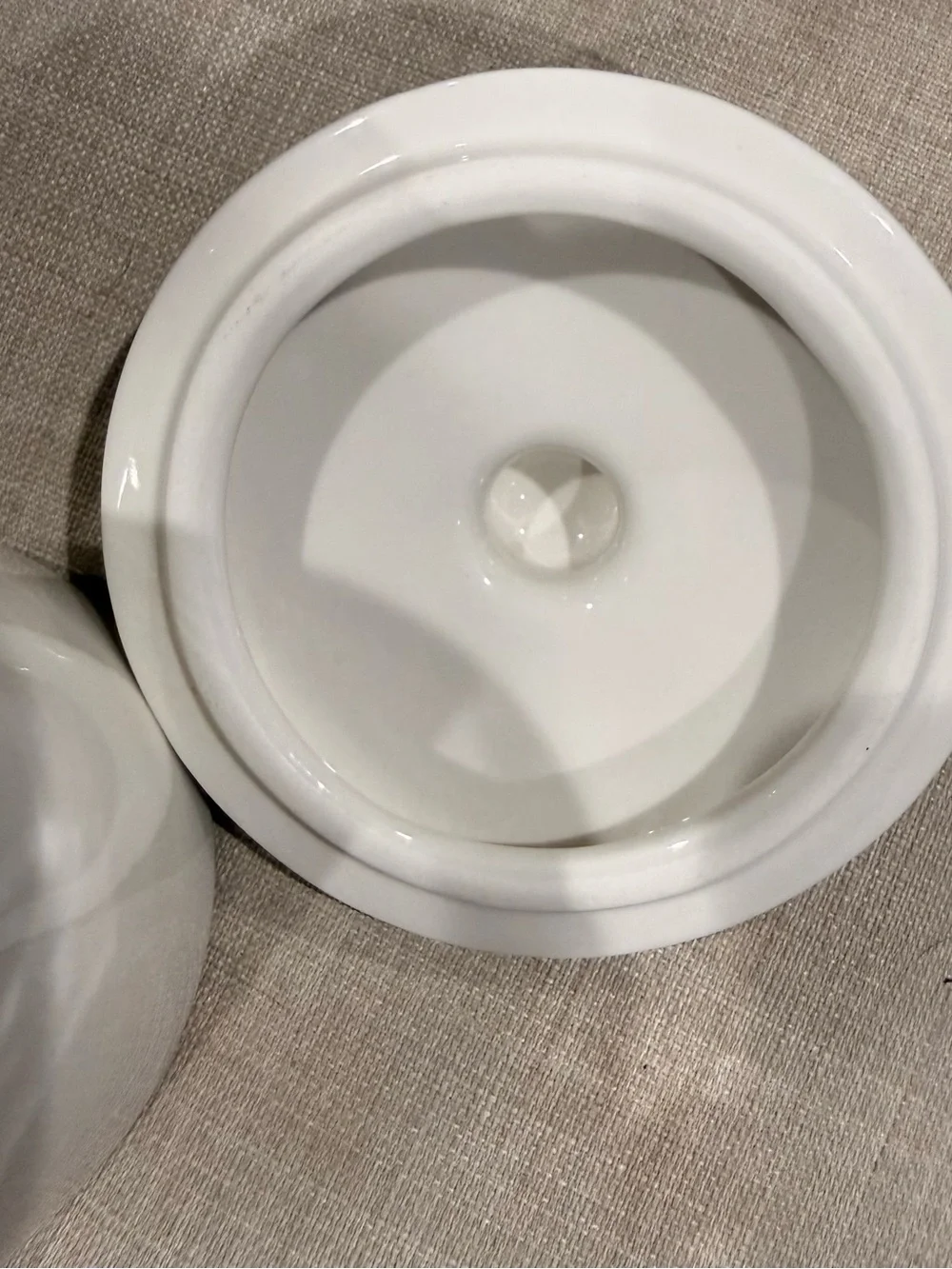 King Arthur white ceramic